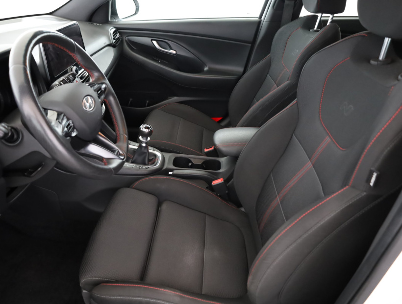 Hyundai i30, 2022