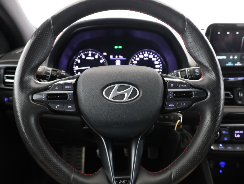 Hyundai i30, 2022