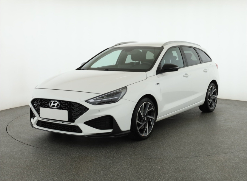 Hyundai i30, 2022