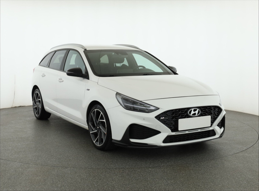 Hyundai i30, 2022