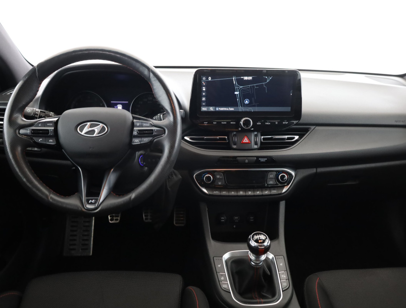 Hyundai i30, 2022