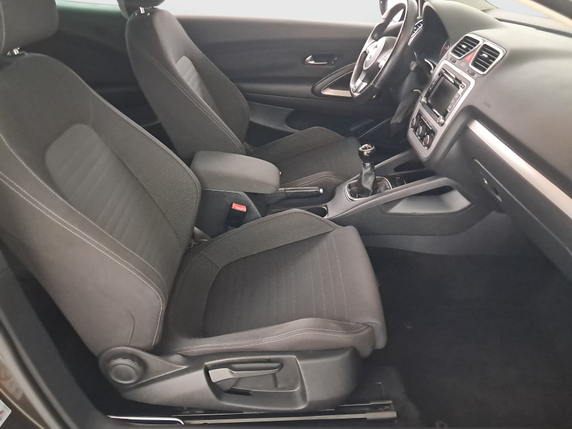 Volkswagen Scirocco, 2011