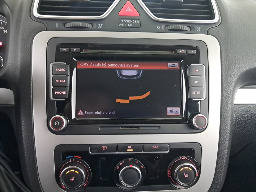 Volkswagen Scirocco, 2011