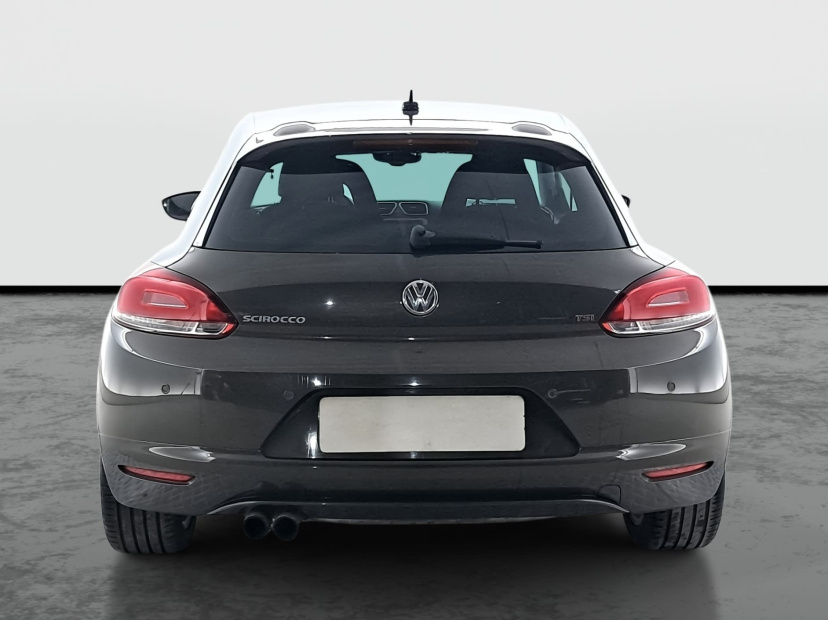 Volkswagen Scirocco, 2011