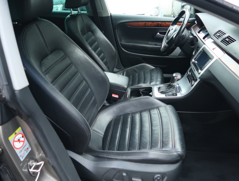 Volkswagen Passat CC, 2008
