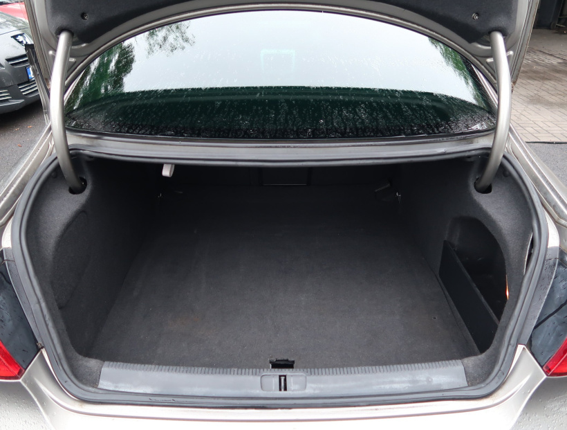 Volkswagen Passat CC, 2008