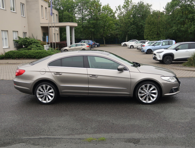 Volkswagen Passat CC, 2008