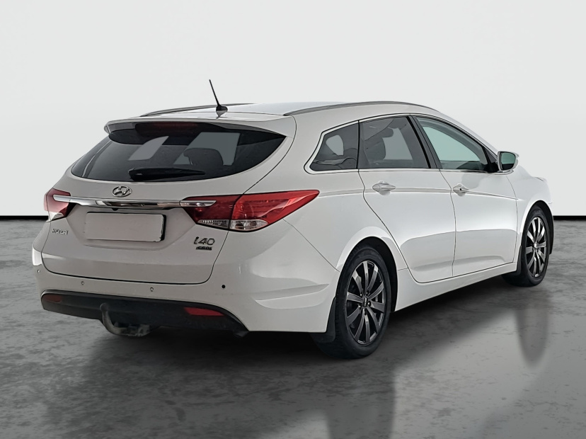 Hyundai i40, 2013