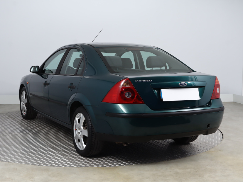 Ford Mondeo, 2002