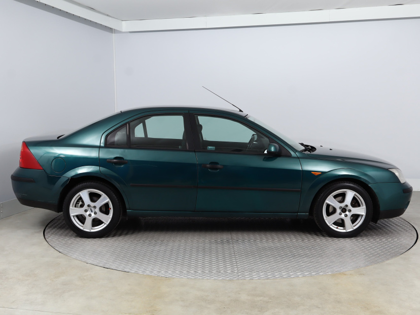 Ford Mondeo, 2002