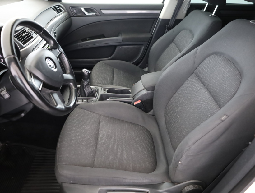 Škoda Superb, 2015