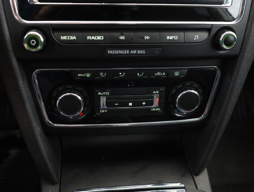 Škoda Superb, 2015
