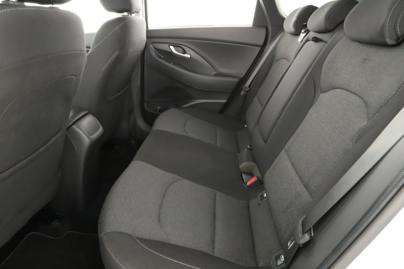 Hyundai i30, 2022