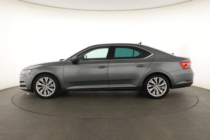 Škoda Superb, 2022