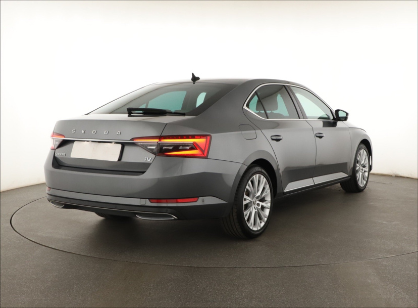 Škoda Superb, 2022