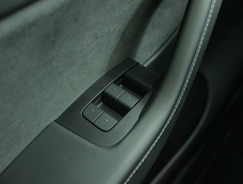 Tesla Model Y, 2022