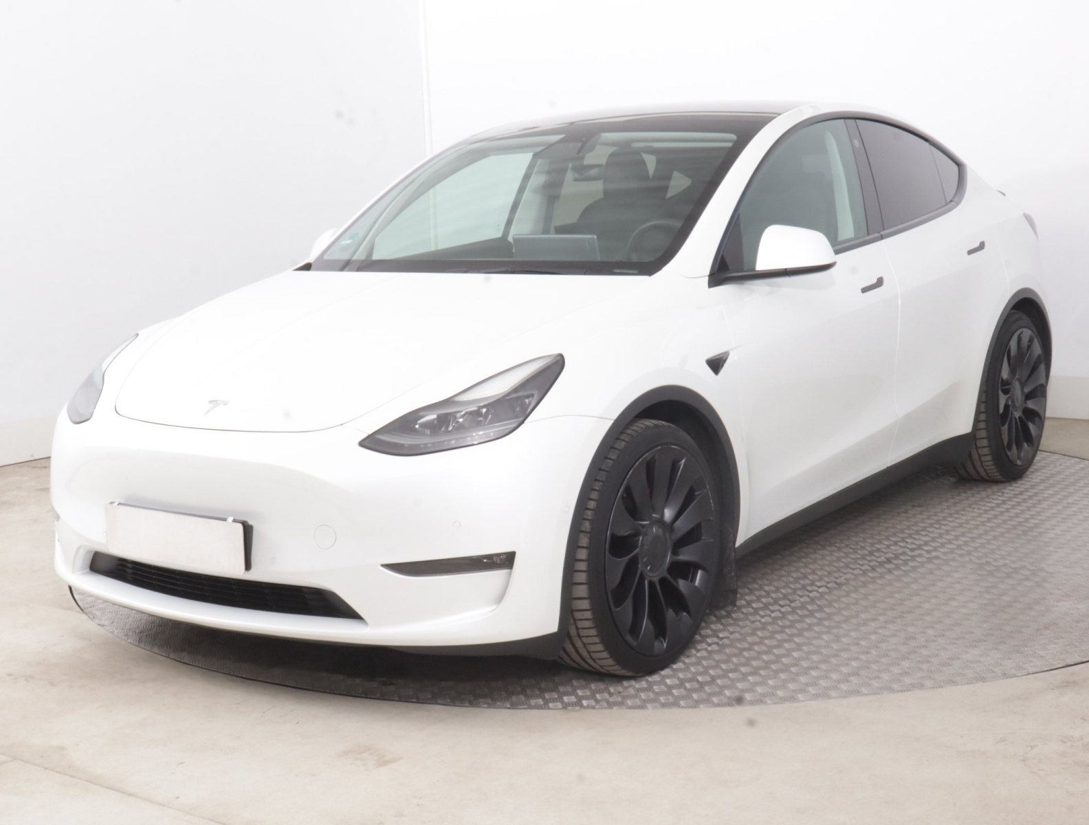 Tesla Model Y - 2022