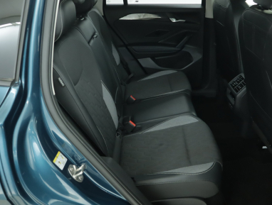 Volkswagen Tiguan - 2025