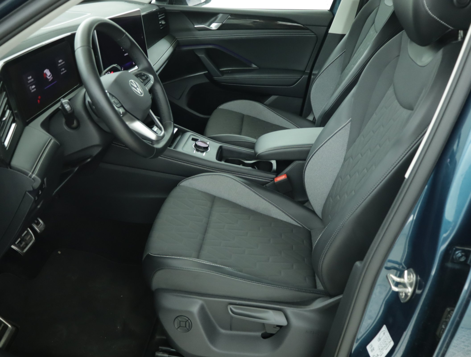 Volkswagen Tiguan - 2025