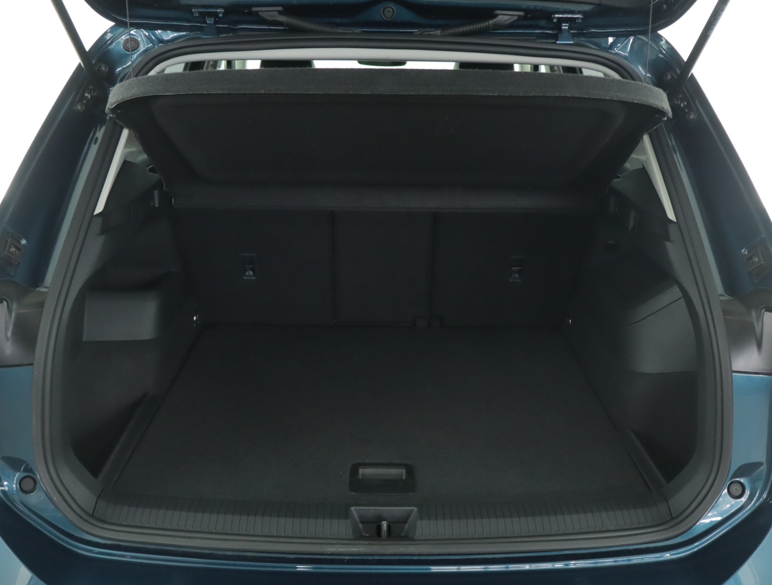 Volkswagen Tiguan - 2025