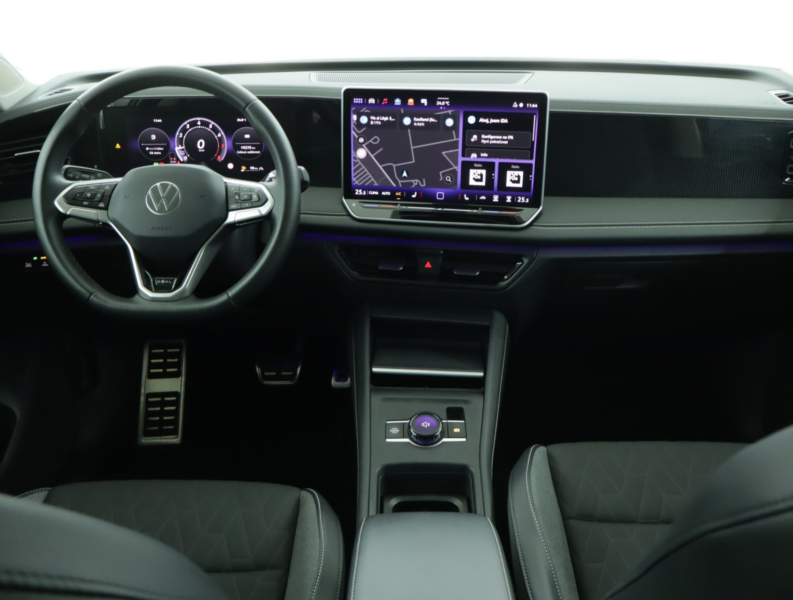 Volkswagen Tiguan - 2025