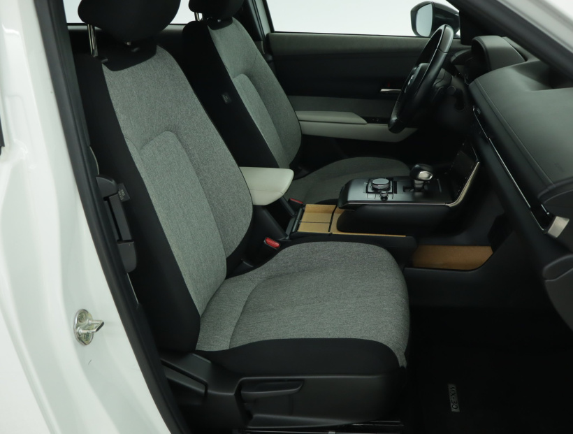 Mazda MX-30, 2022