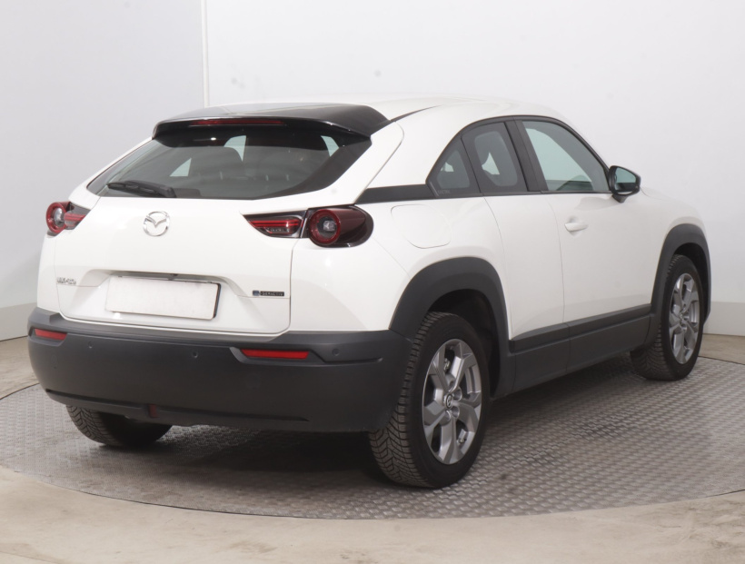 Mazda MX-30, 2022