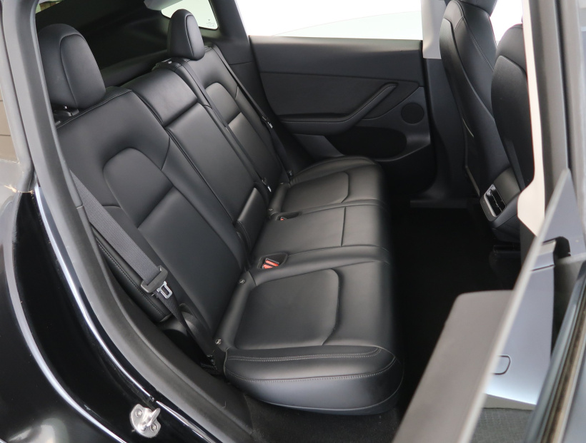 Tesla Model Y, 2022