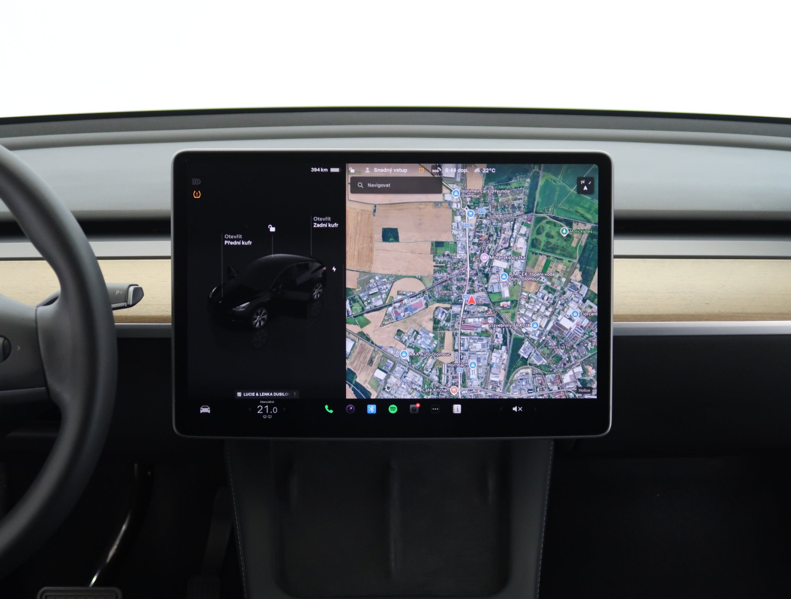 Tesla Model Y Long Range AWD – fotografie 17