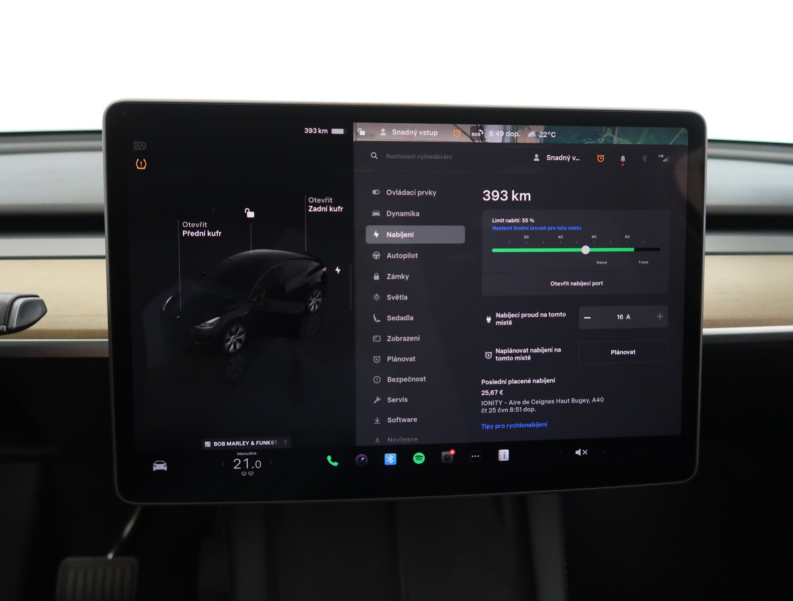 Tesla Model Y Long Range AWD – fotografie 27