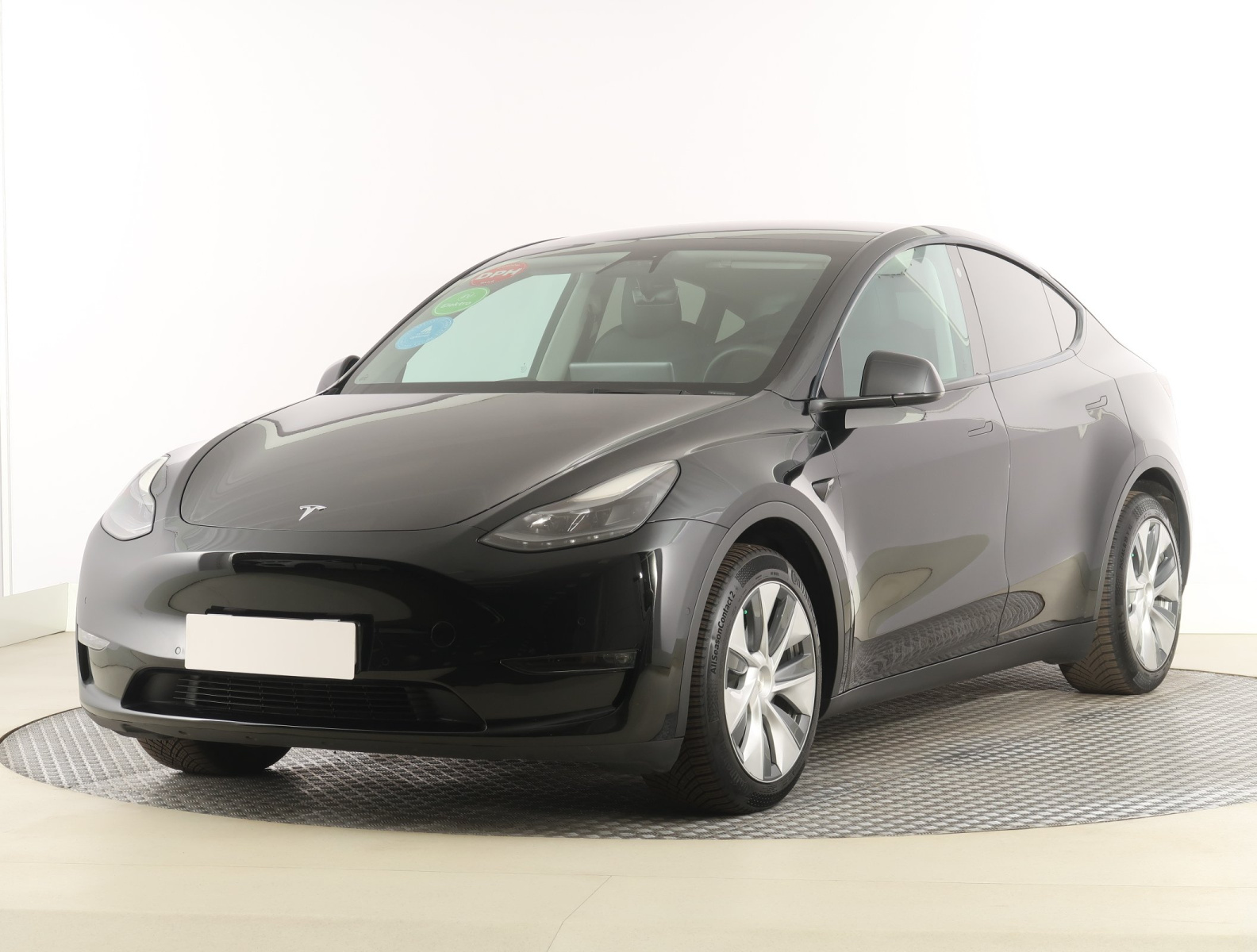 Tesla Model Y Long Range AWD – fotografie 3