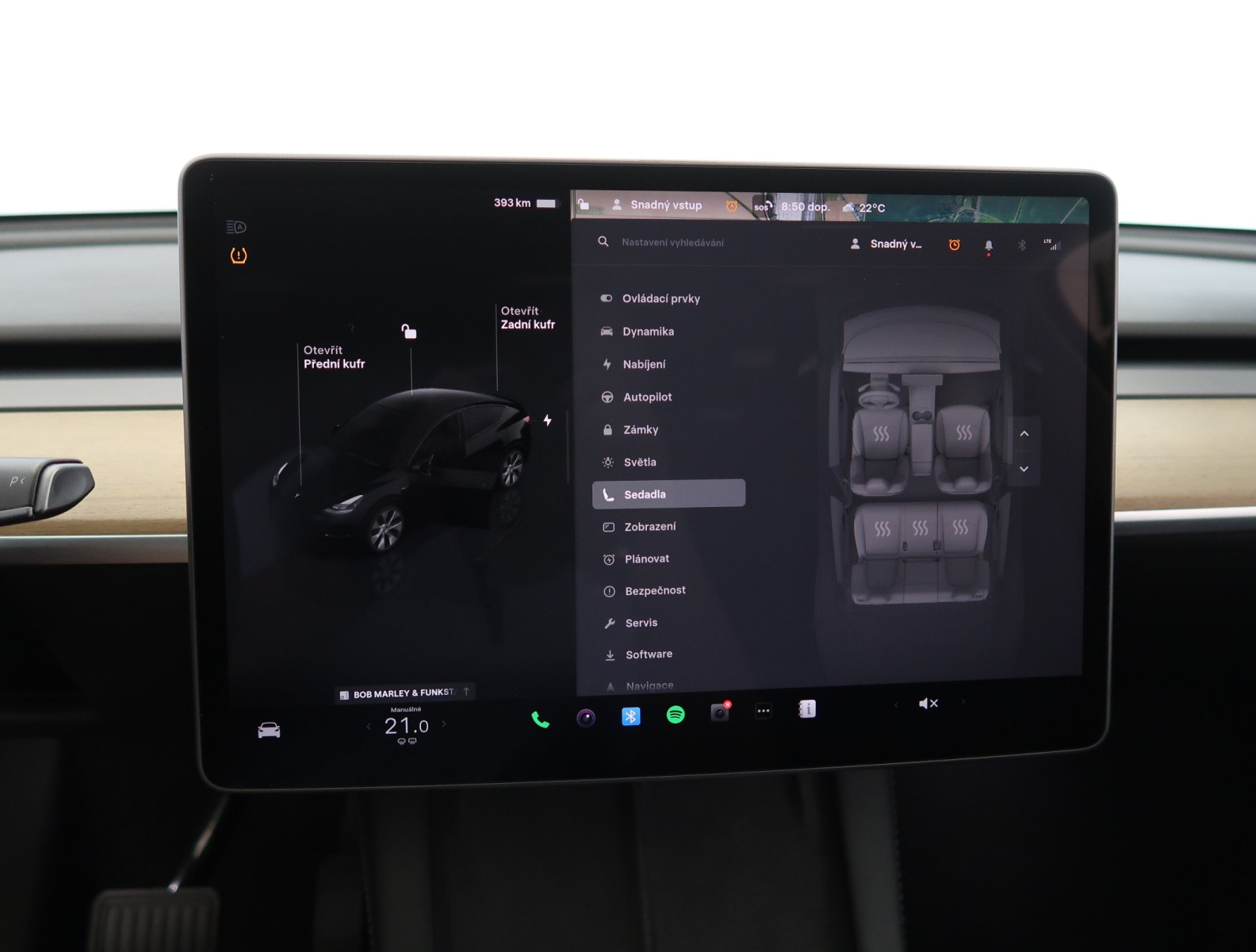 Tesla Model Y Long Range AWD – fotografie 30