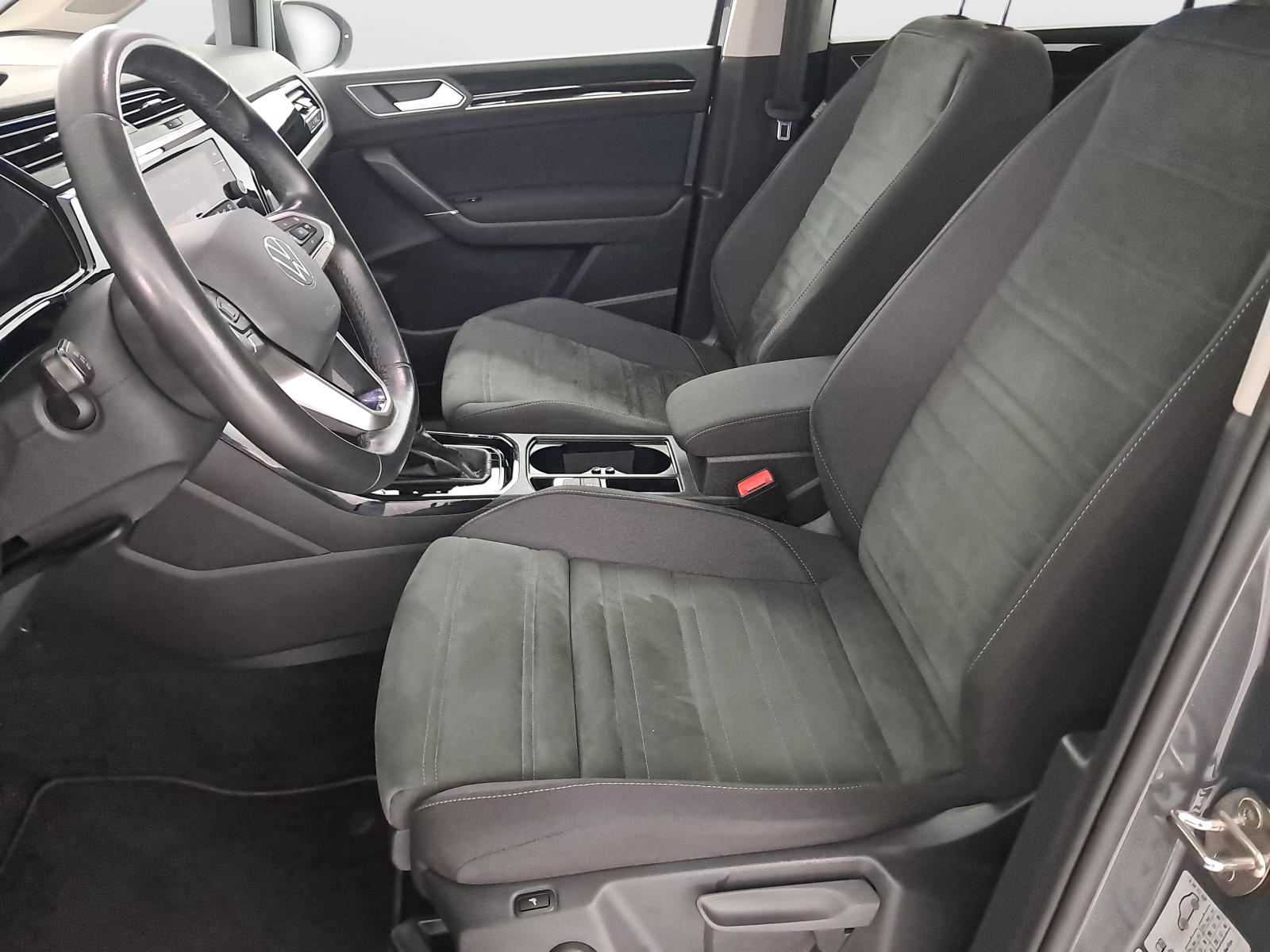 Volkswagen Touran - 2023