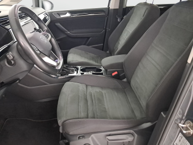 Volkswagen Touran - 2023