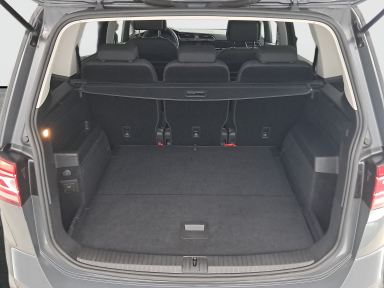 Volkswagen Touran - 2023