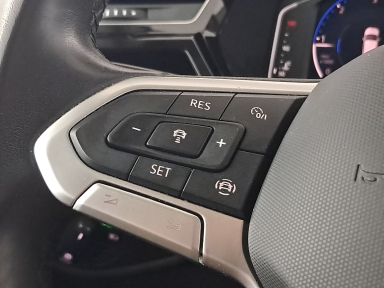 Volkswagen Touran - 2023