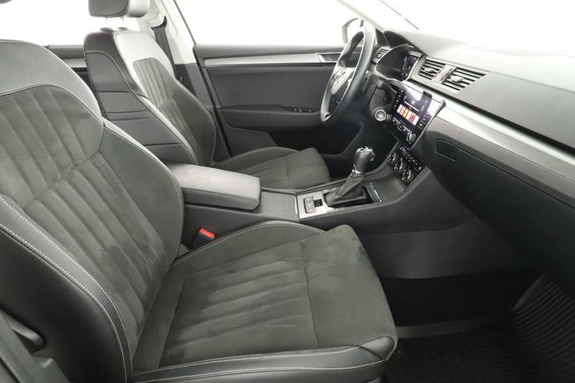 Škoda Superb, 2023