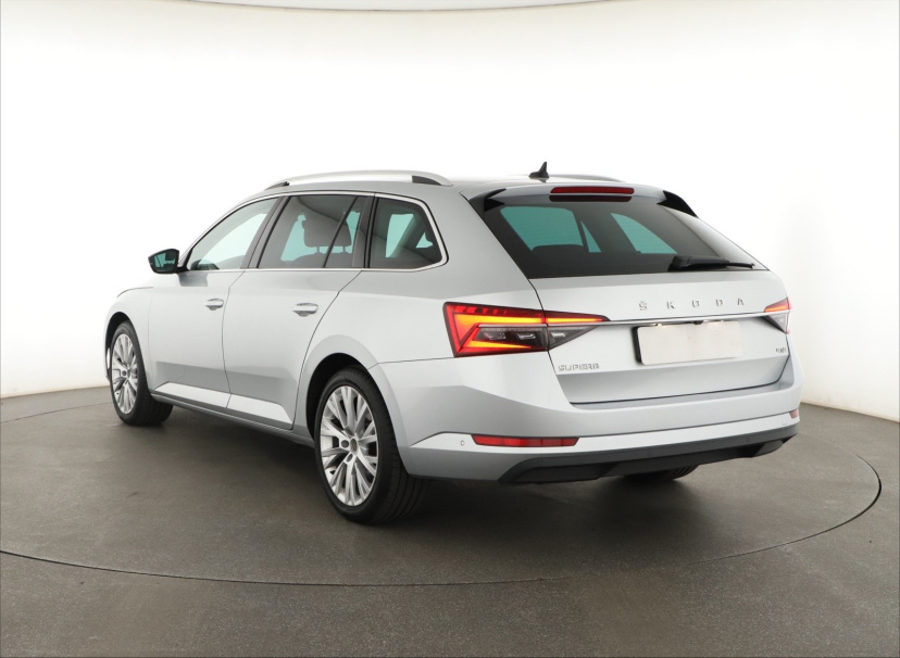 Škoda Superb, 2023
