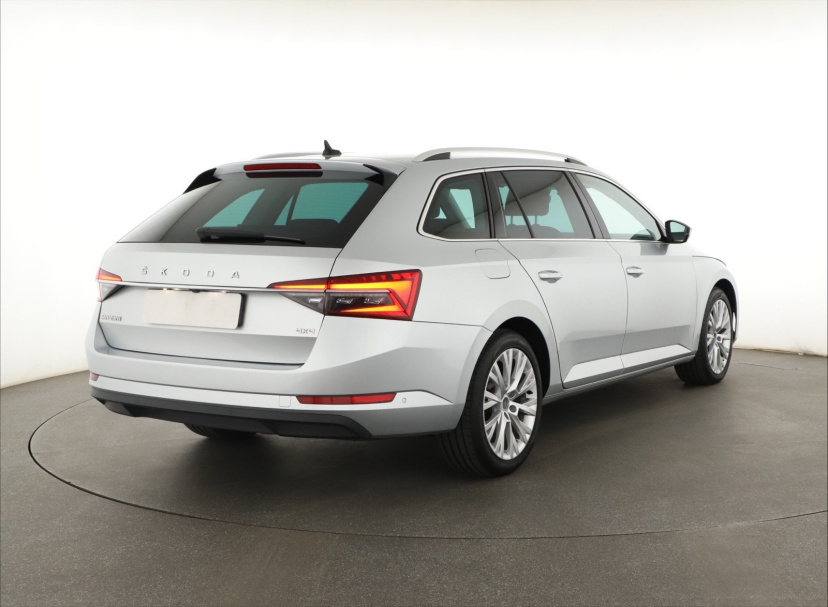 Škoda Superb, 2023