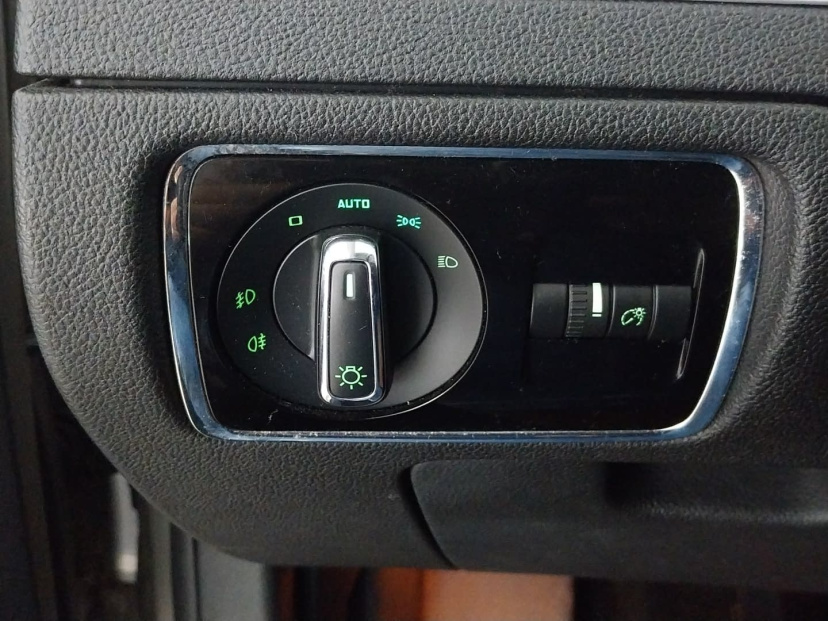 Škoda Superb, 2013