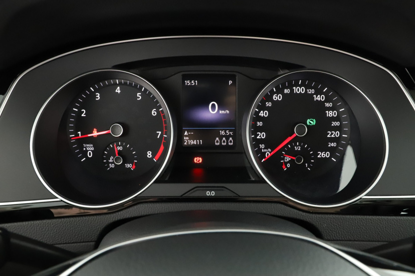 Volkswagen Passat, 2019