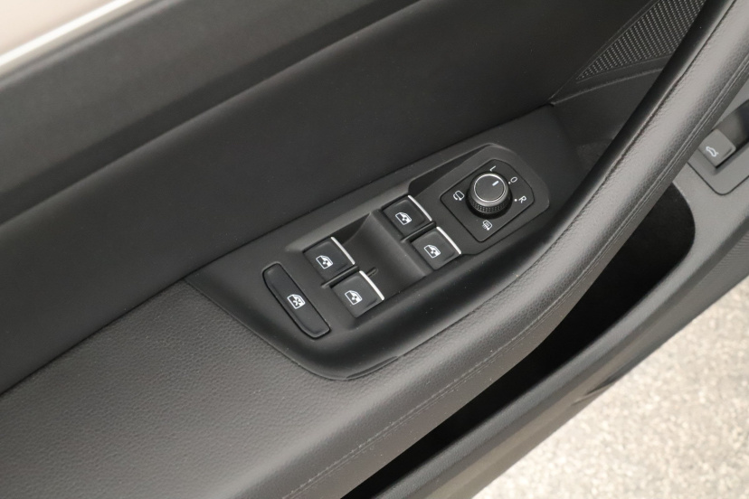 Volkswagen Passat, 2019