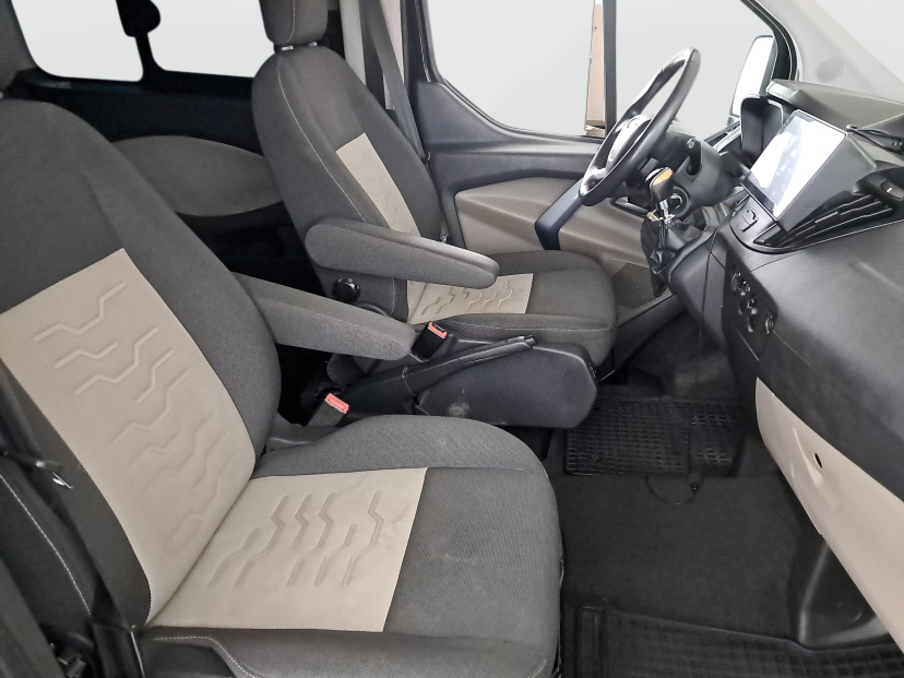 Ford Tourneo Custom, 2013