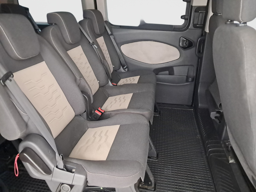 Ford Tourneo Custom, 2013