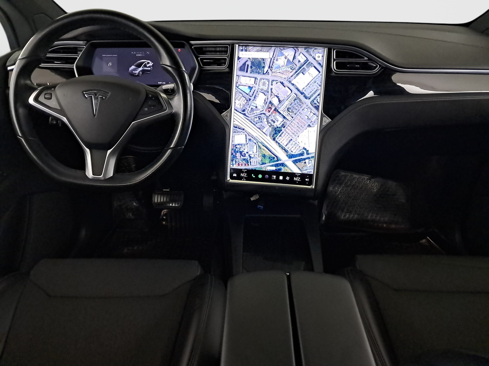 Tesla Model X 100D – fotografie 10