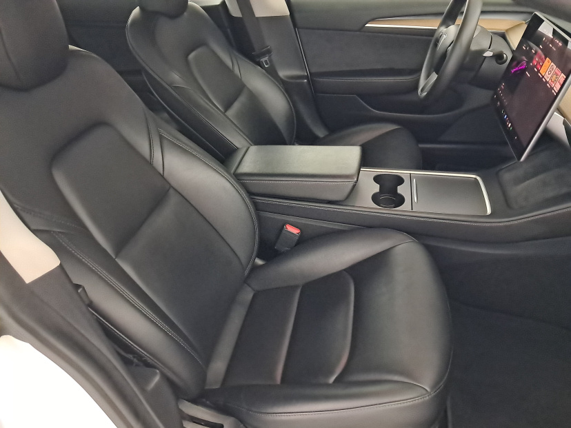 Tesla Model 3, 2021