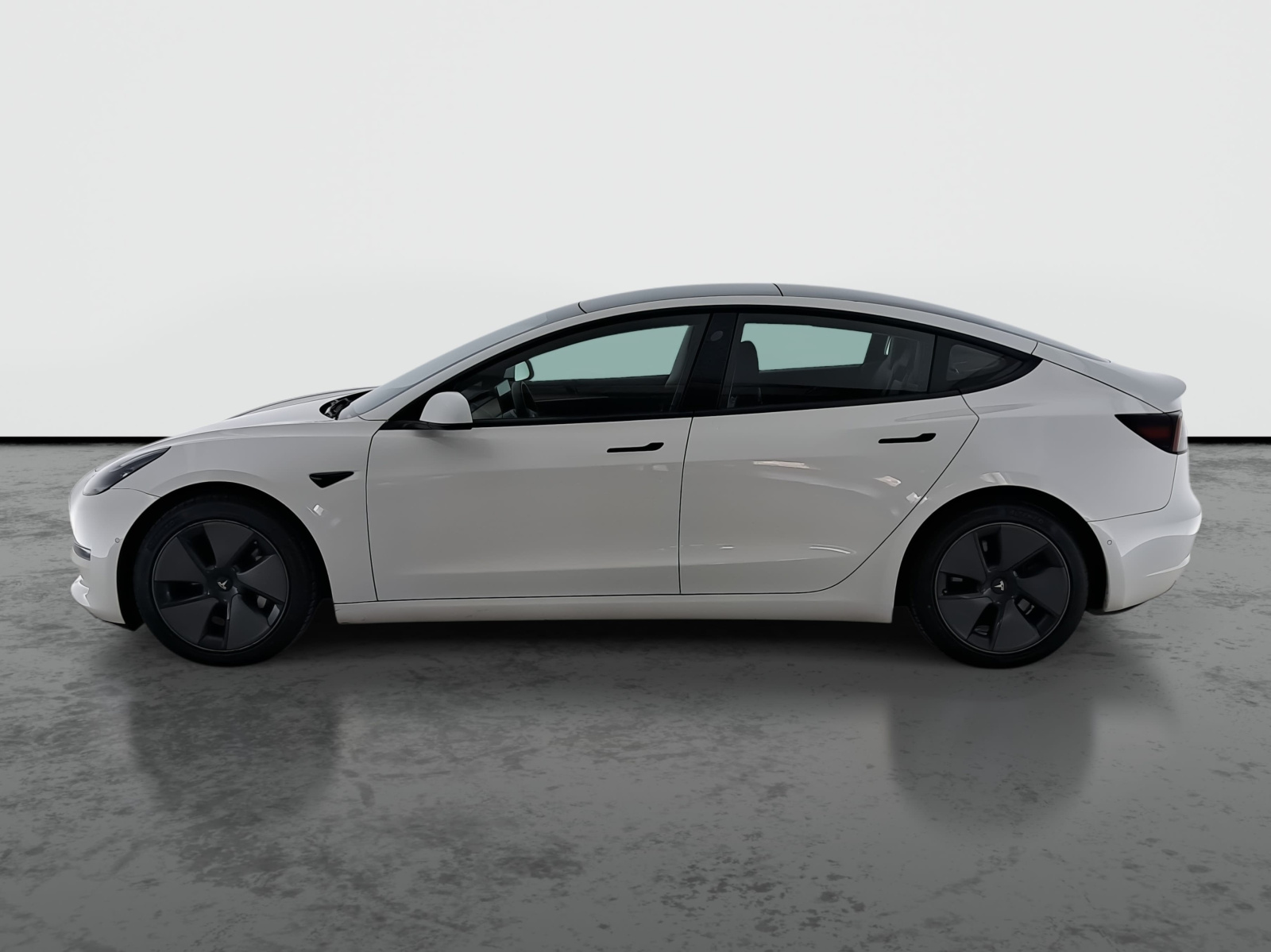 Tesla Model 3 Long Range AWD – fotografie 4