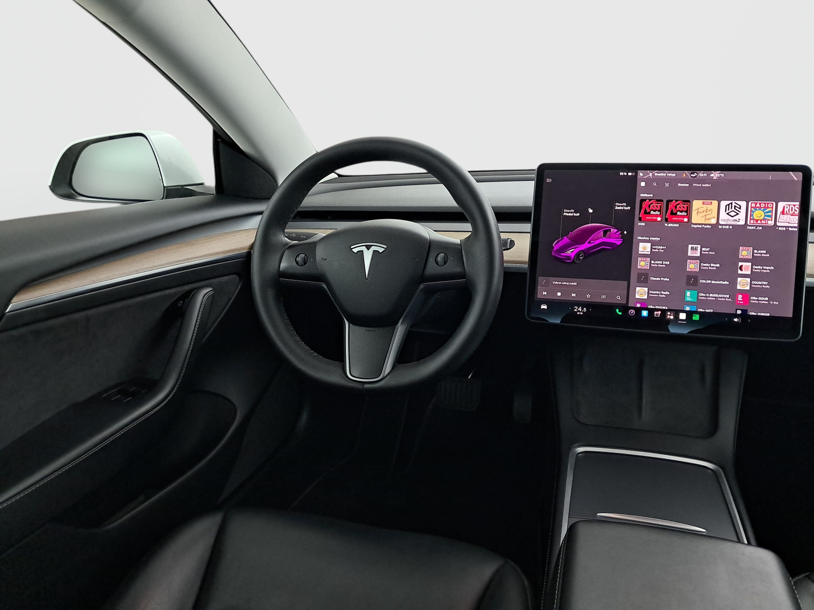 Tesla Model 3 Long Range AWD – fotografie 9