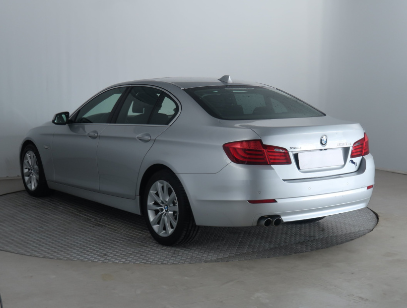 BMW 5, 2013