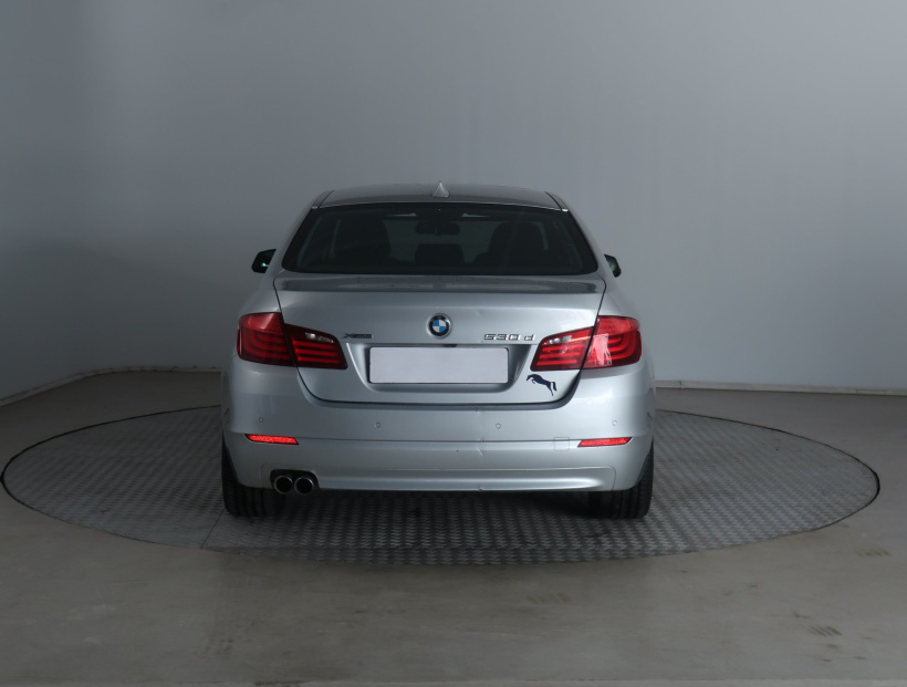 BMW 5, 2013